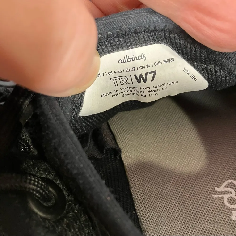 Allbirds Tree Runners wool sneakers in black size‎ 7 - Image 7