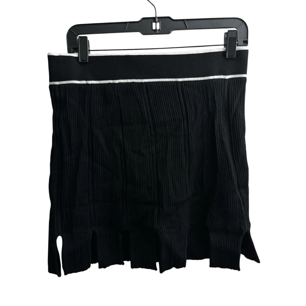 Malbon Golf Women’s Honor Skirt Black Knit Fringe Hem Logo Waistband Sz Medium - Image 3