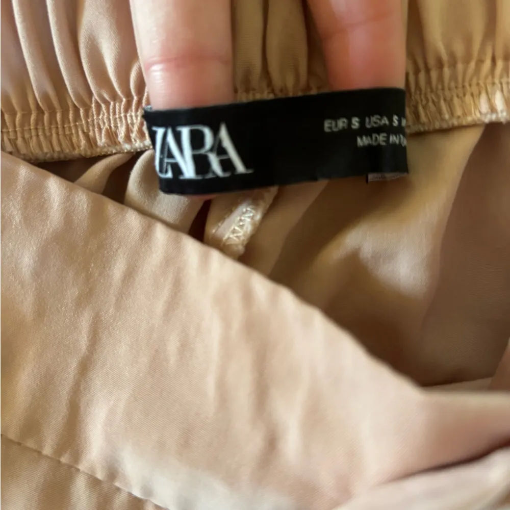 ZARA  Tan Sweats - Image 2