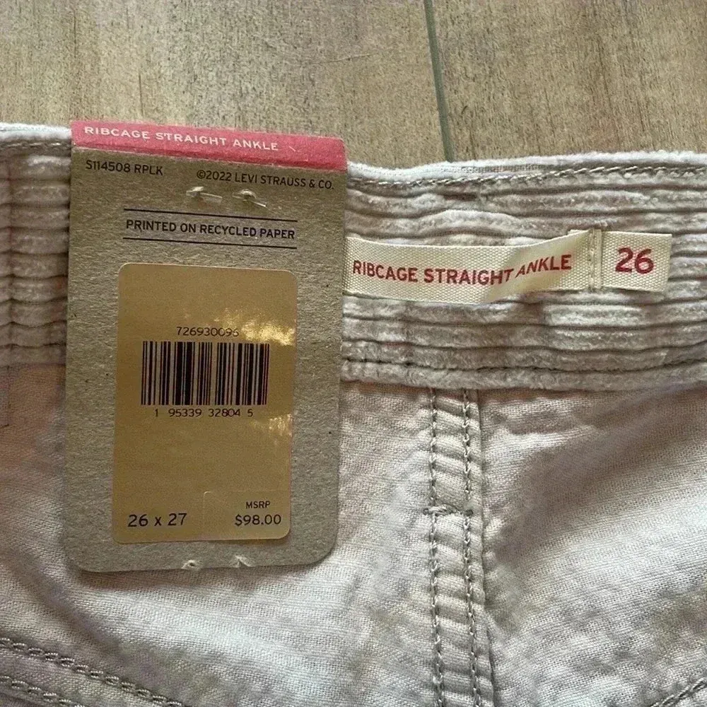 NWT Levi's Premium RIBCAGE STRAIGHT ANKLE CORDUROY WOMEN'S PANTS Sz 26 - Image 8