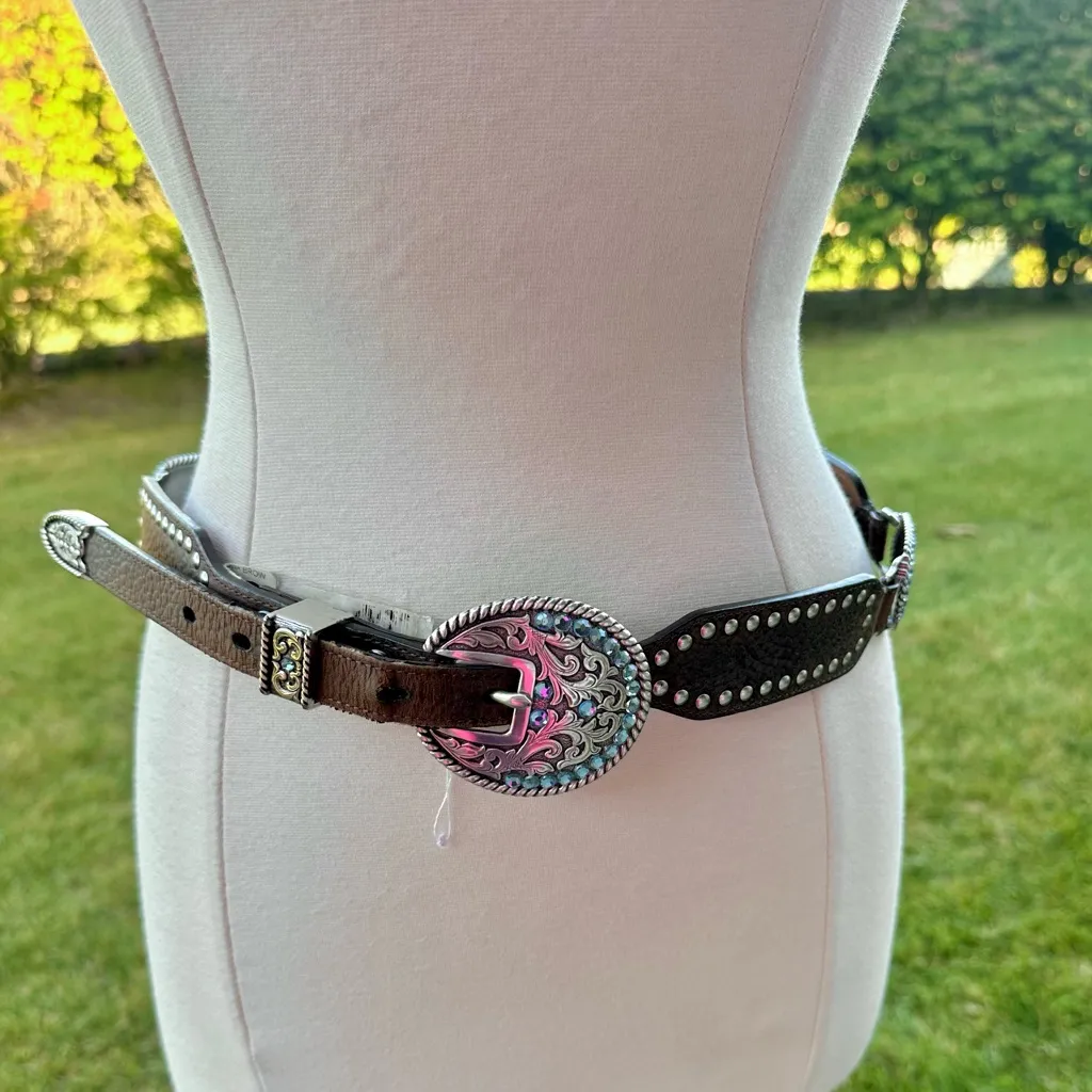 Ariat Women’s Handcrafted Brown Leather Belt Limited Edition Rhinestone Buckle - Image 2