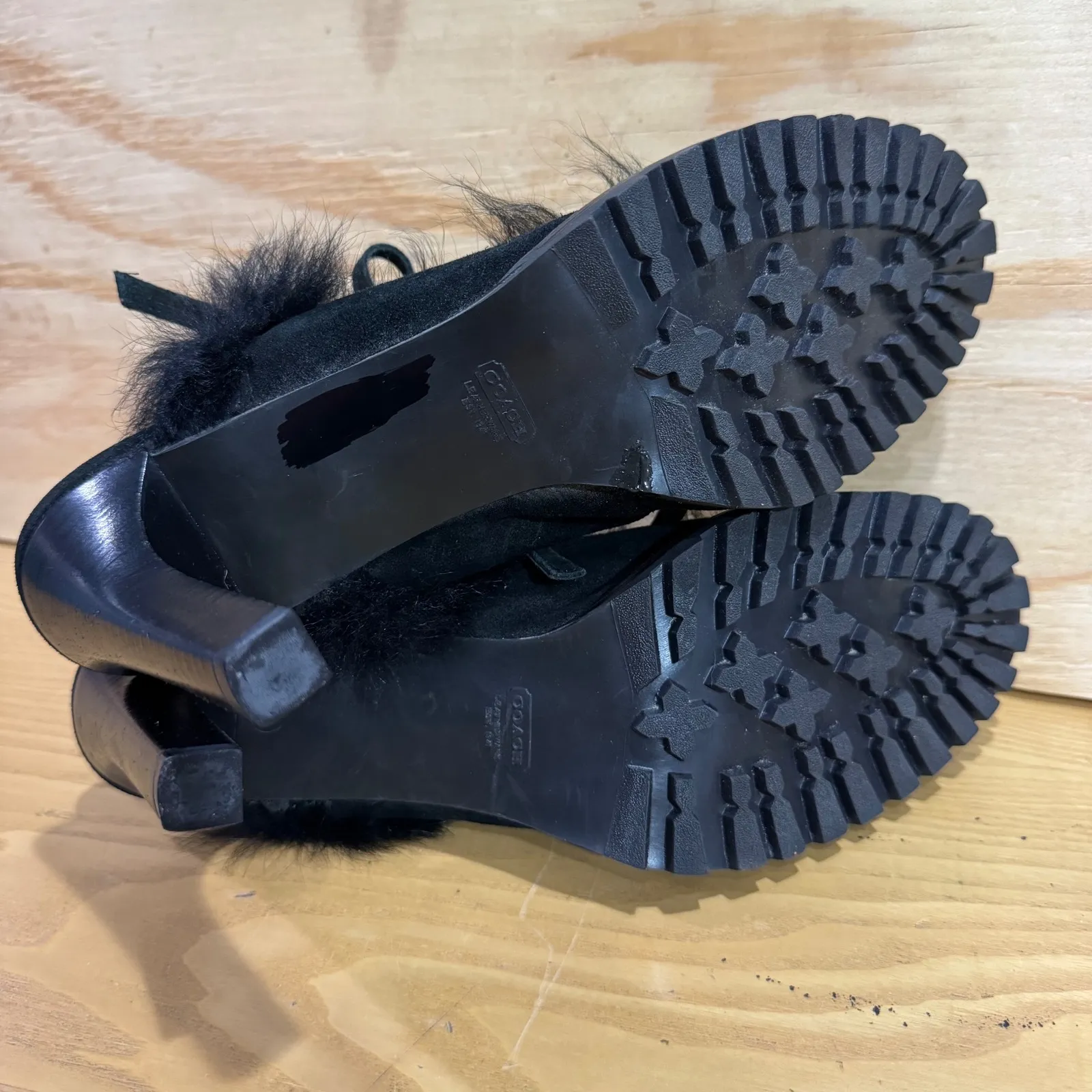 Vintage Coach Kristy Black Suede Fur Trim Lace Up Heeled Mules Size 11 - Image 11