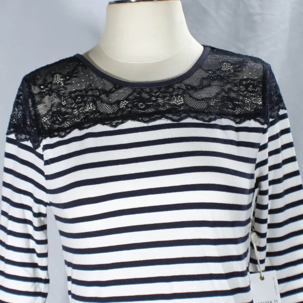 NWT Navy and White Stripped 3 Quarter Length Top Coastal Grandma Hamptons Prep - Image 3
