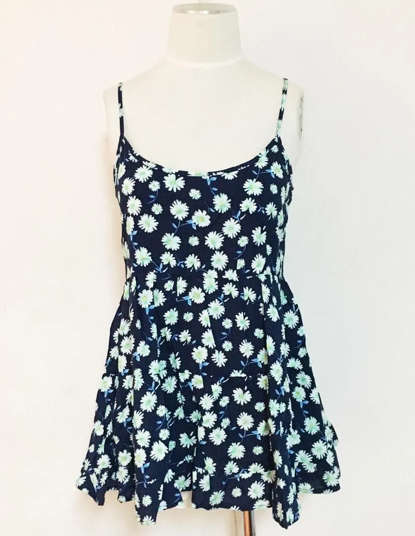 Floral Open Back Tiered Tank Top Size M - Image 2