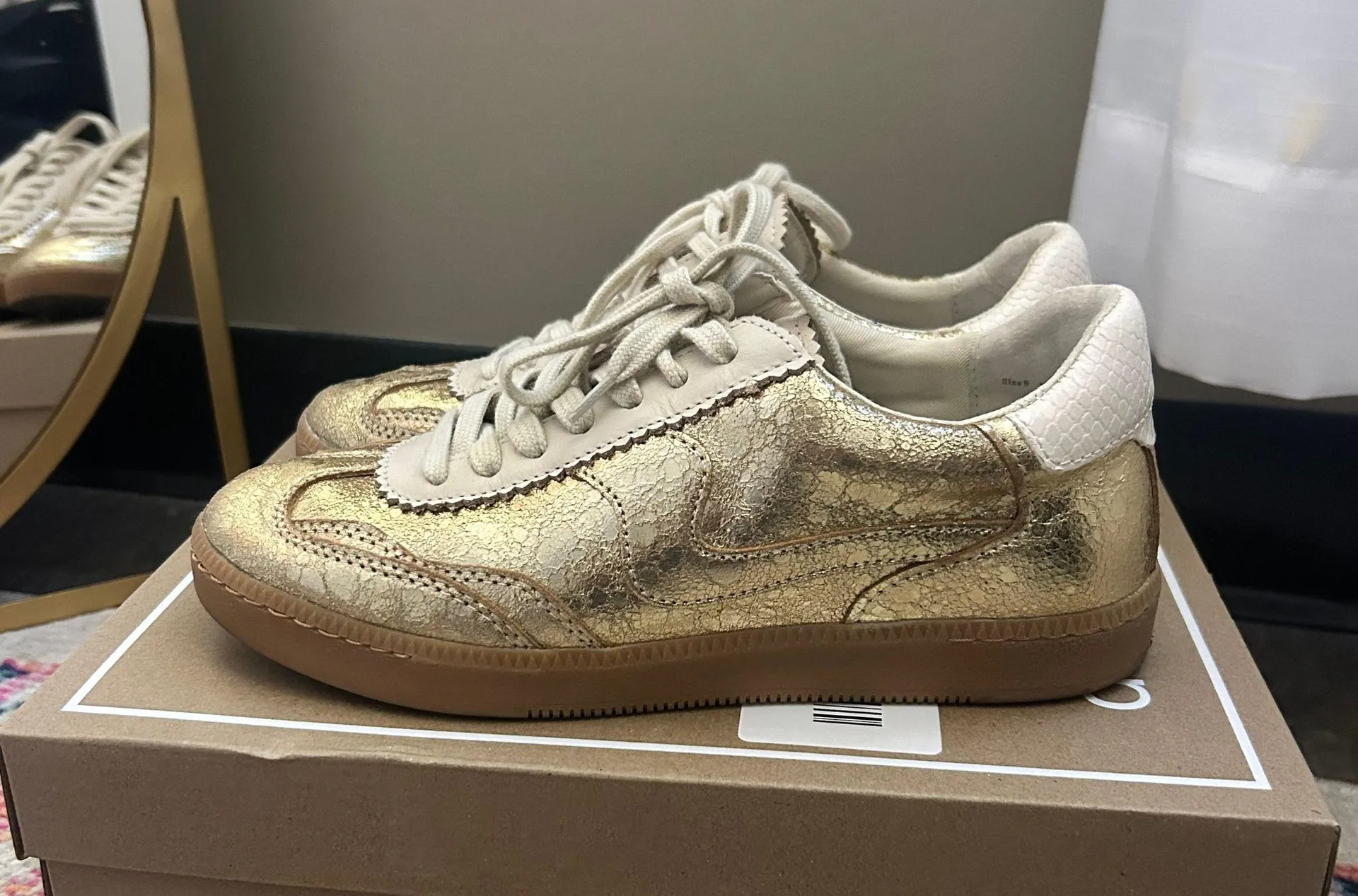 Dolce Vita Sneakers Gold Size 8 - Image 8