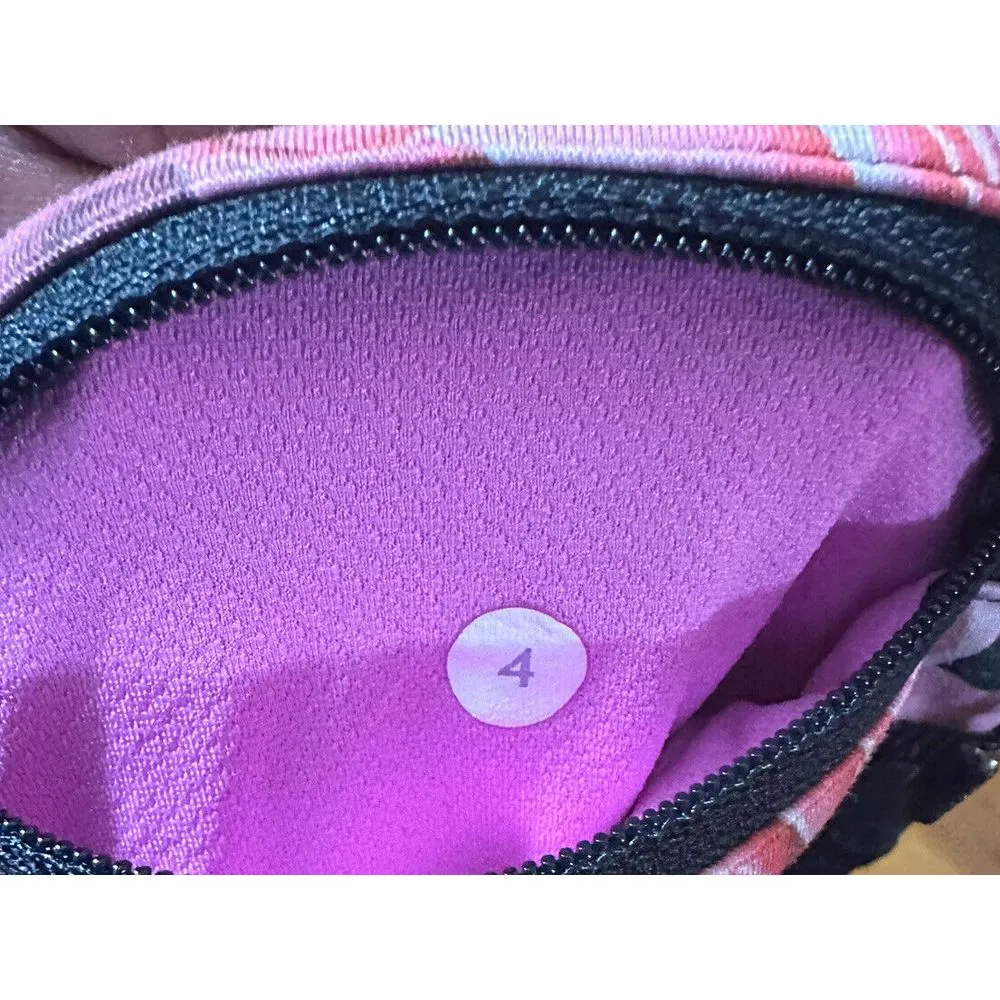 Lululemon Size‎ 4 Pink Floral Band Leggings 19" Crop - Image 9