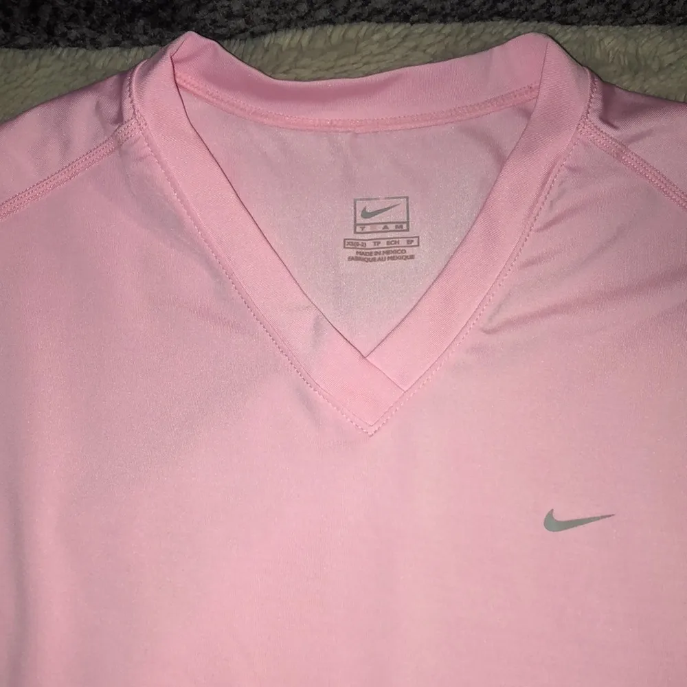 🎉4 for $20 Nike Long Sleeve Workout Top, XS - Image 3