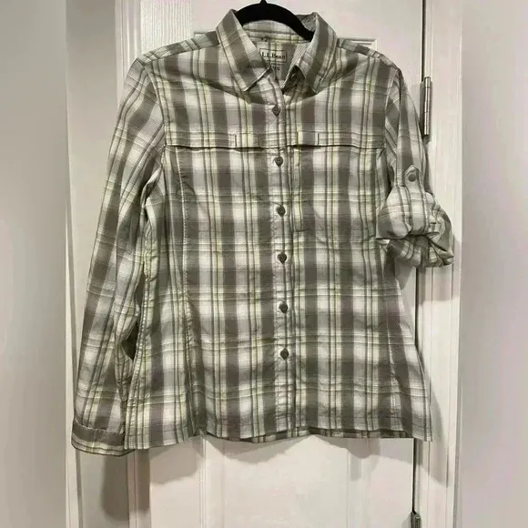 L.L. Bean Women’s Vented Convertible Sleeve Button Down Trail Hiking Shirt Sz Sm Gray - Image 1
