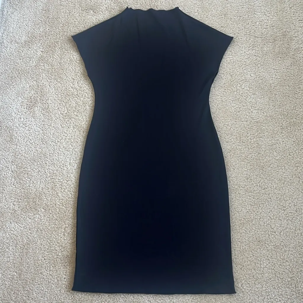 Black Jeweled Textured Short Sleeve Mini Dress in Women's Medium - Image 2