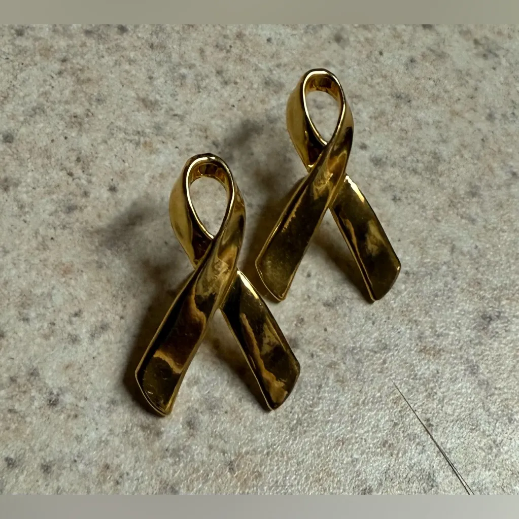 Gold Awareness Ribbon Lapel Pins | Elegant Symbol of Strength & Hope | Set ✨ - Image 2