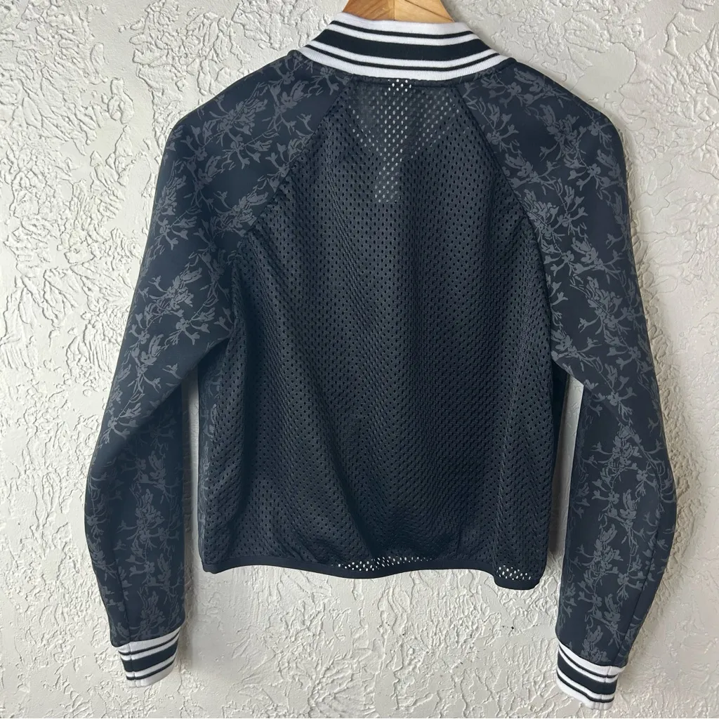 FABLETICS | Tia Bomber In Black Floral Sporty Jacket Size M - Image 4