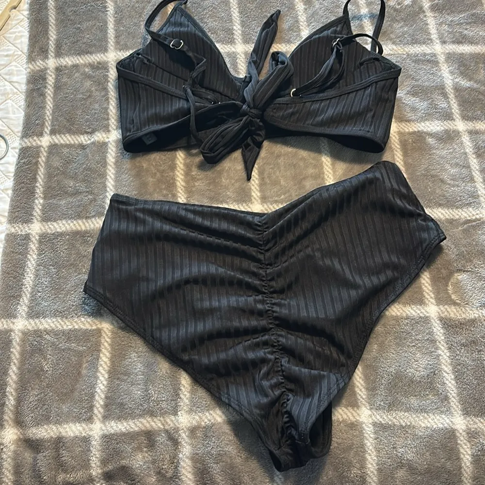Zaful Black Ribbed Bikini Set - Image 2