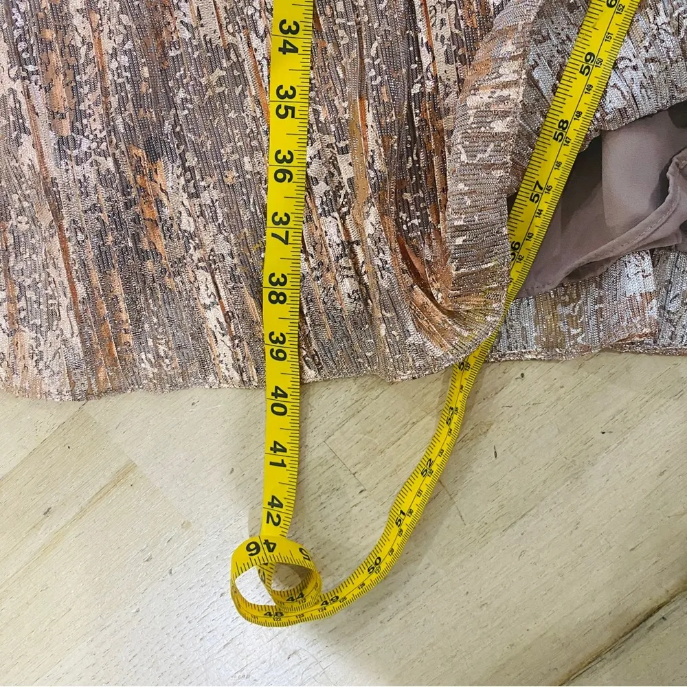 Liv Foster Foil Cut - Image 14