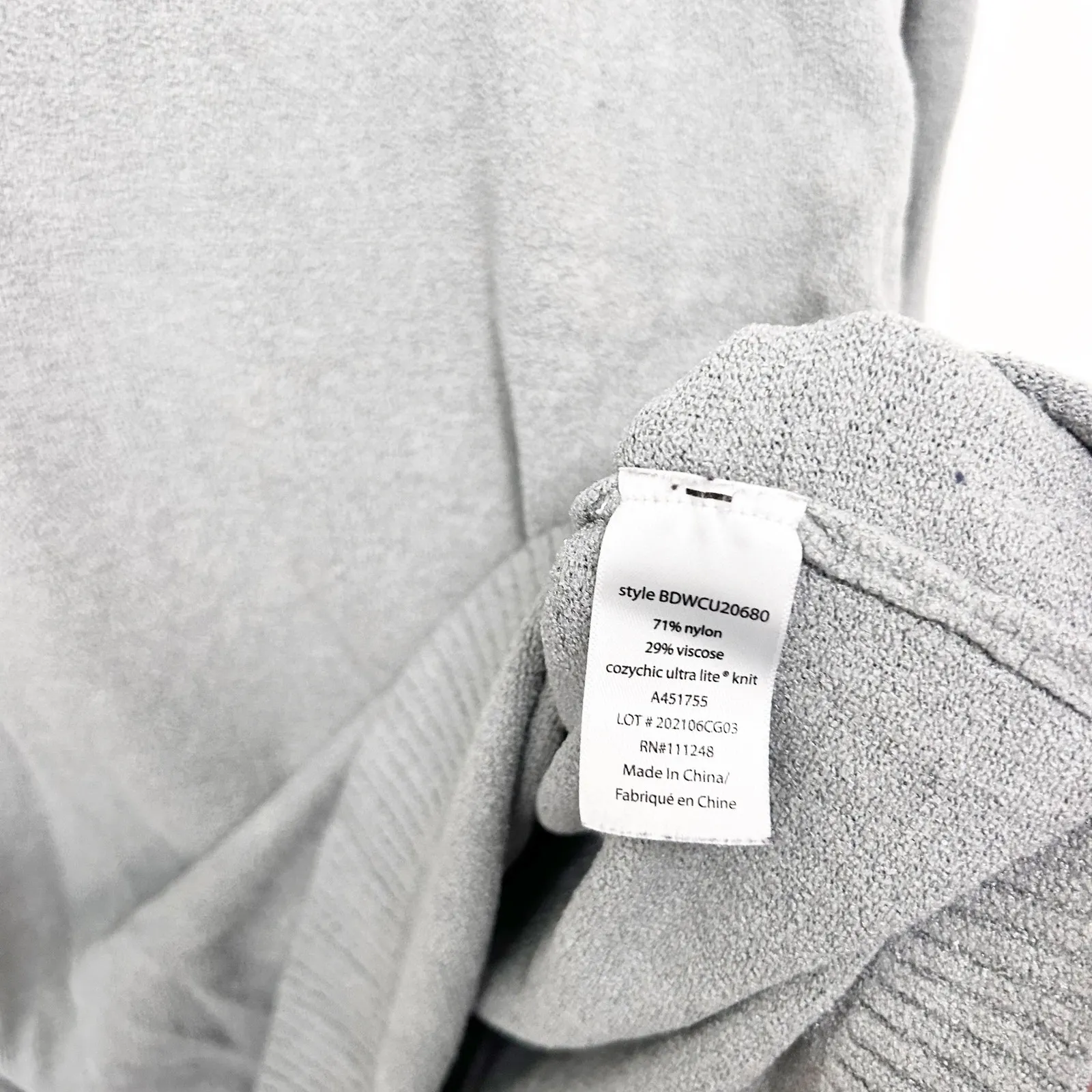 Barefoot Cozy Chic Ultra Light Gray Cowl Neck Sweater Sz M - Image 3