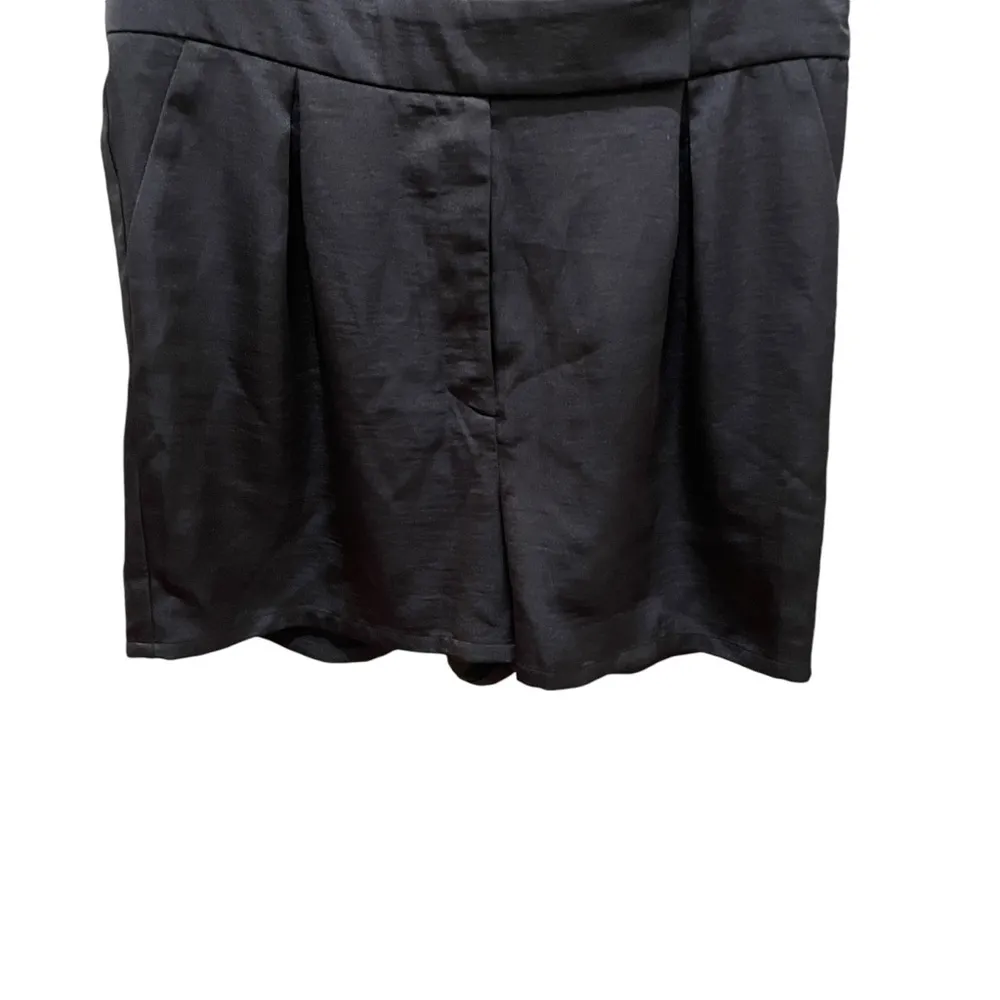 Bar III  Double-Breasted Romper Short Sleeve Black Size Medium - Image 4