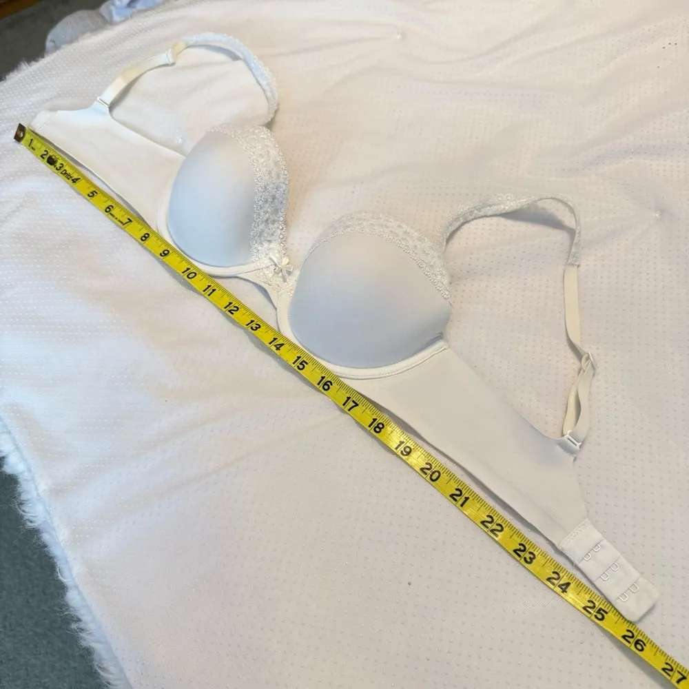White Underwire Bra See Measurements Size undefined - Image 7