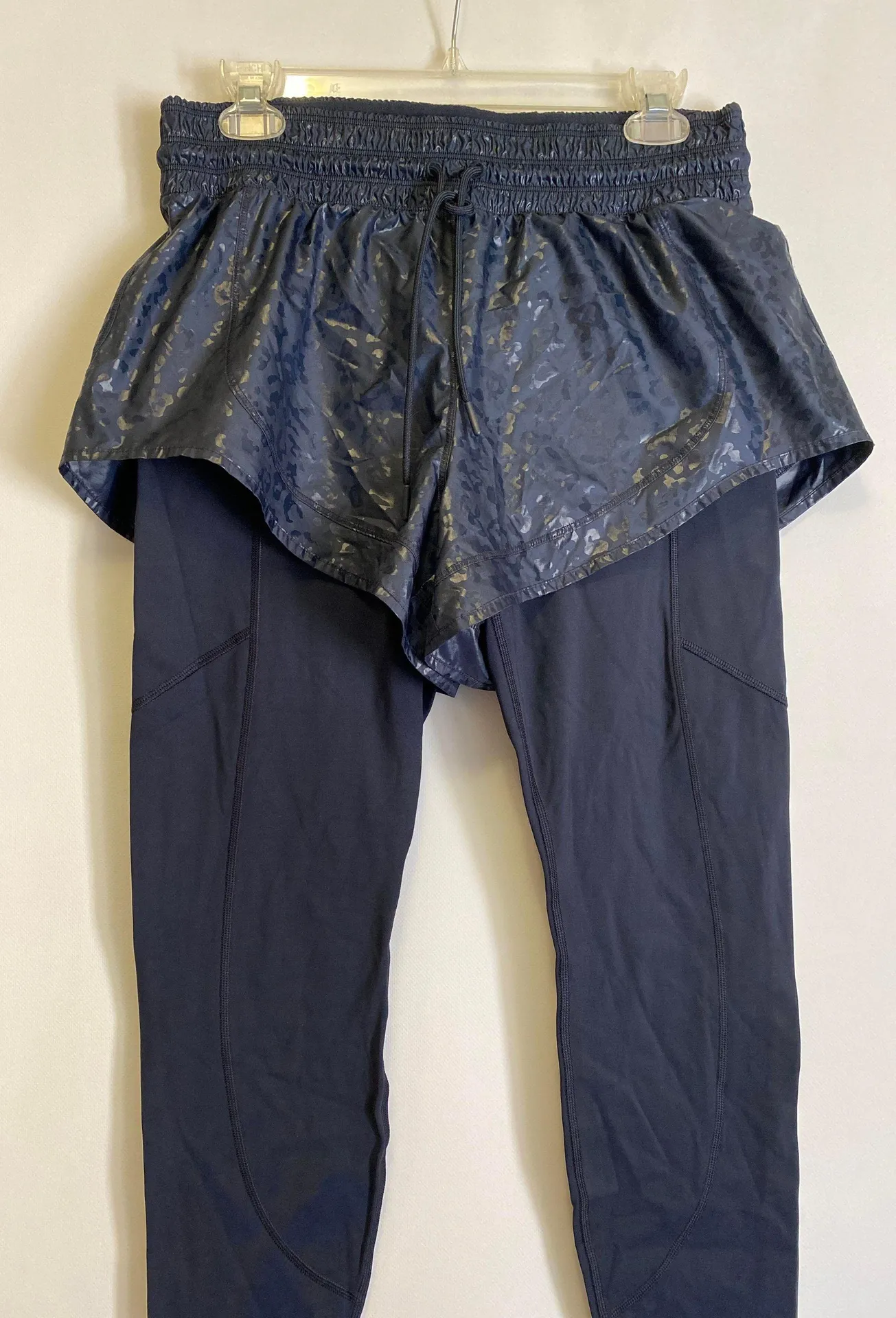 Leggings Sz M - Image 3