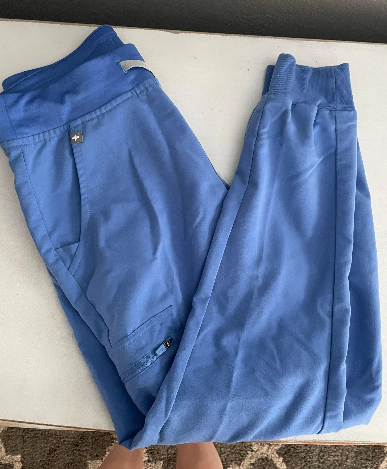 FIGS Scrubs Set - Image 2