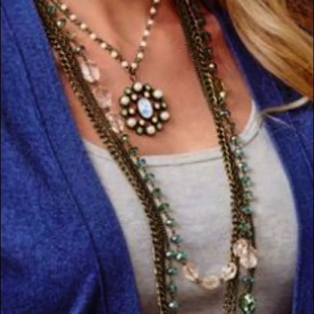 Cookie Lee Genuine Crystal Necklace - Image 3