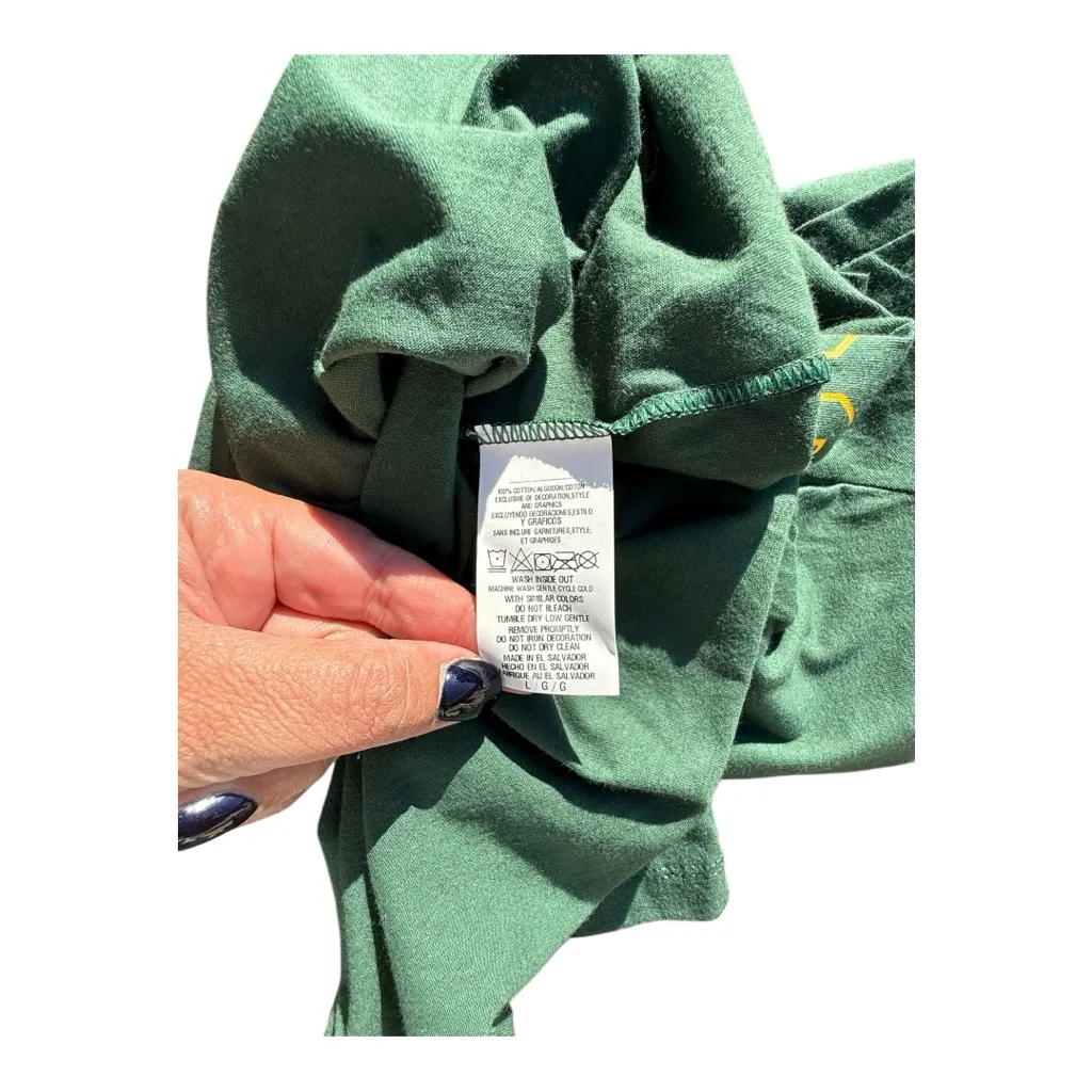 Green Bay Packers NFL Women’s V-Neck Team Apparel T-Shirt Size L NWT - Image 4