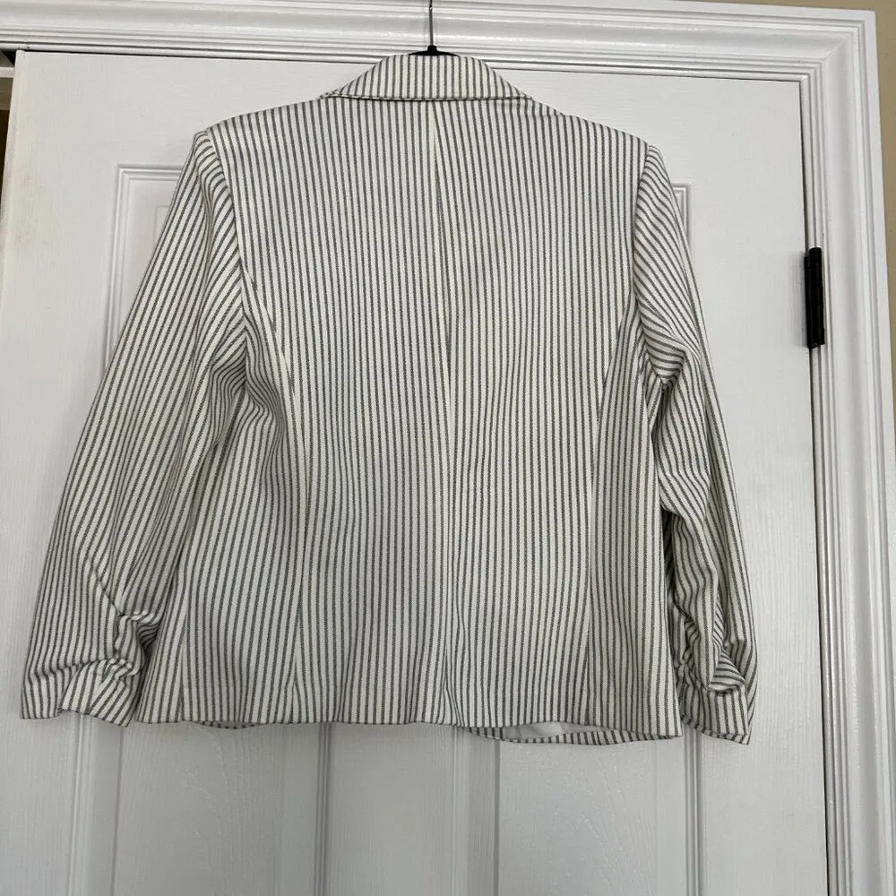 Amanda + Chelsea Striped Stretch Knit Blazer Size Medium - Image 5