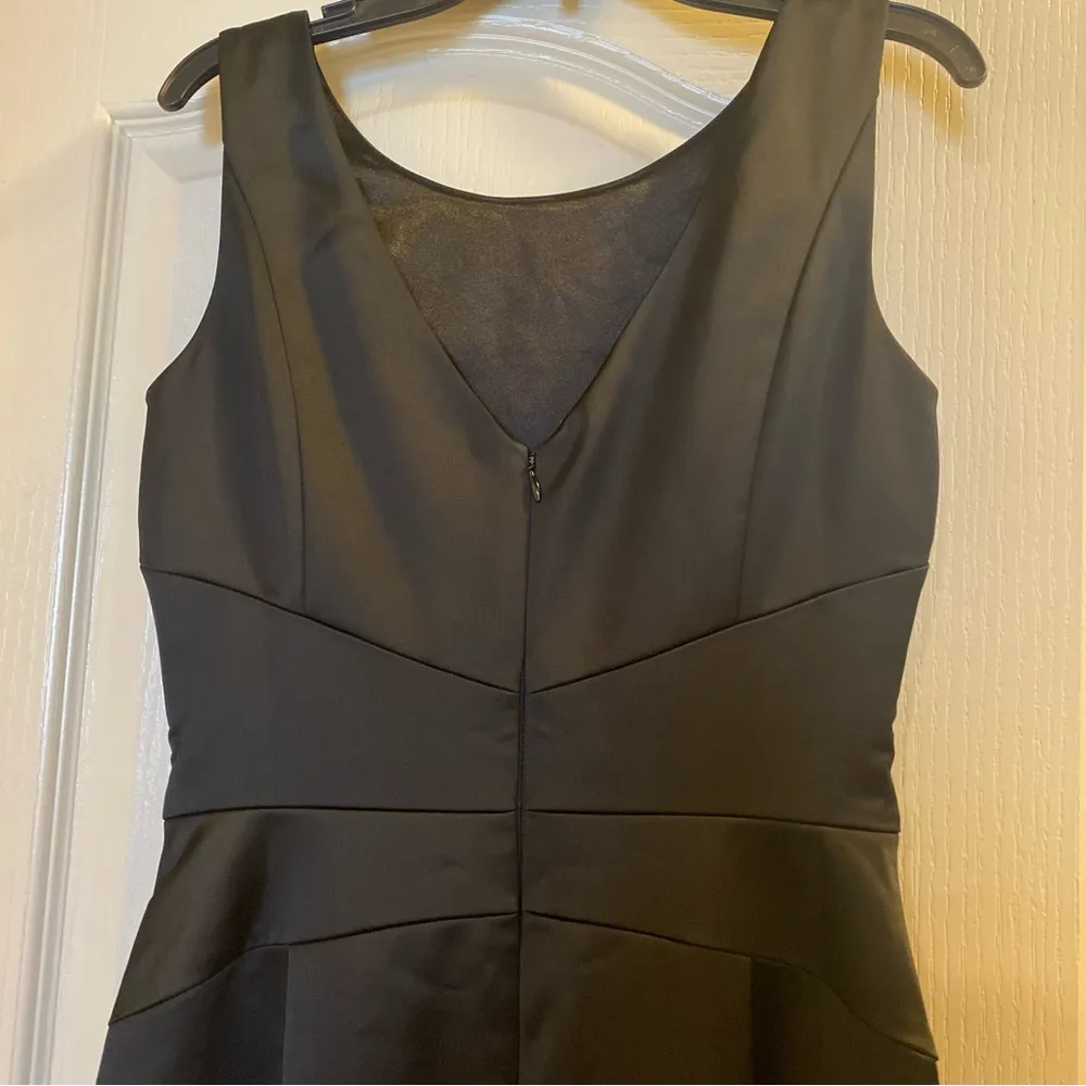 White House Black Market Black Ruched Midi Dress - Image 5