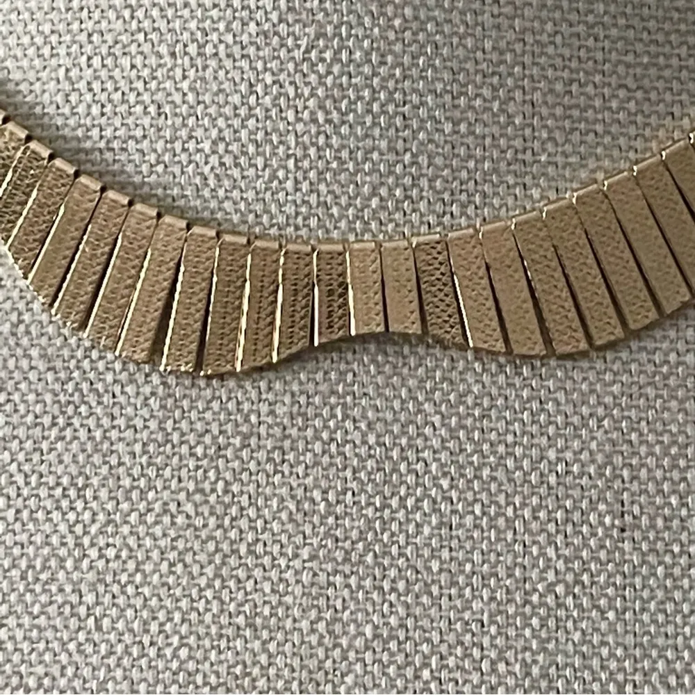 NY Collection Cleopatra style necklace - Image 2