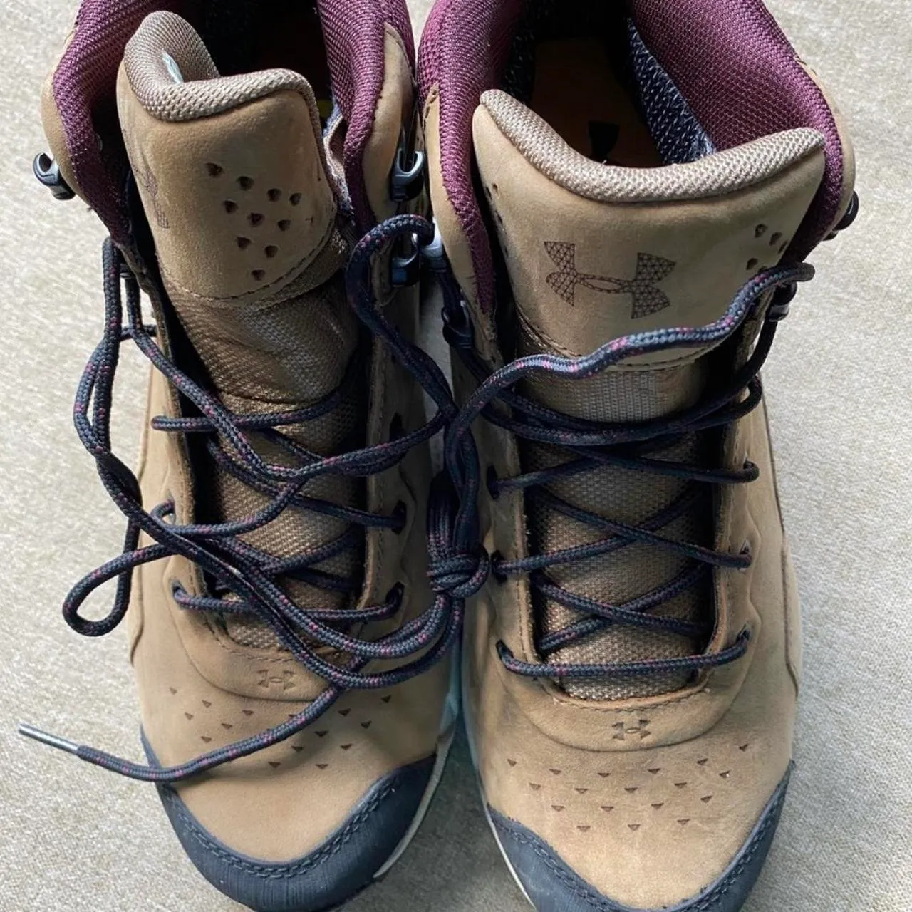 Under Armour  Tabor Ridge Womens Hiking Boots - Image 2