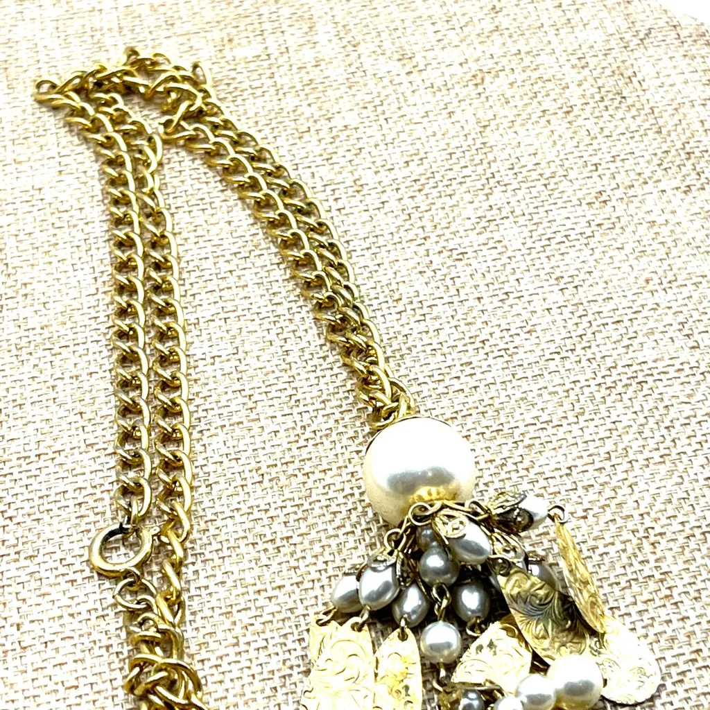 Tassel Vintage Gold Necklace with Pearl Dangle Filigree Necklace - Image 9