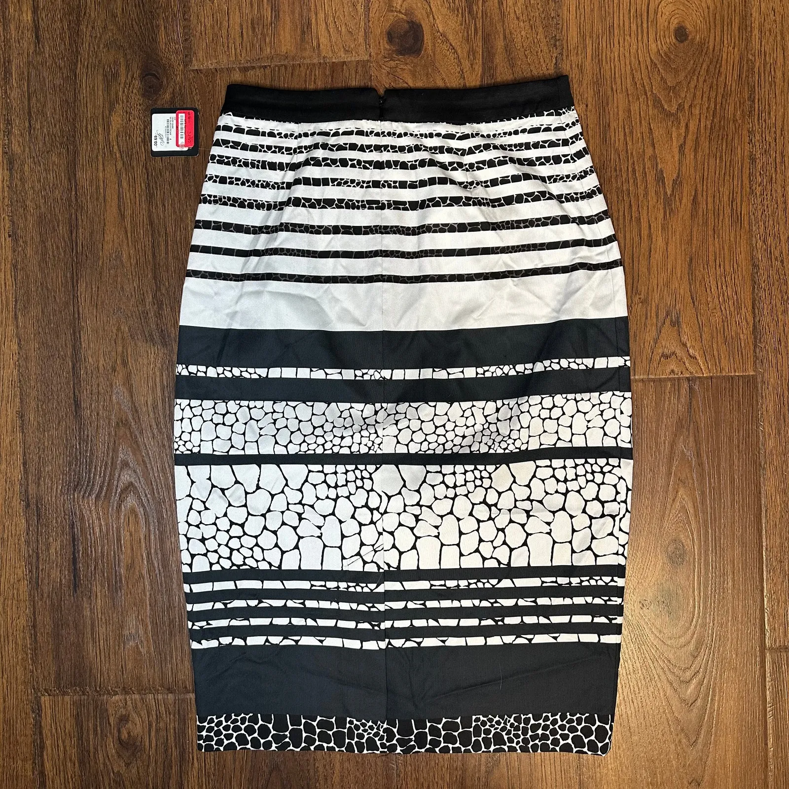 Halogen NEW Sz 4 Black White High Rise Pencil Knee Length Career Business‎ Skirt - Image 5