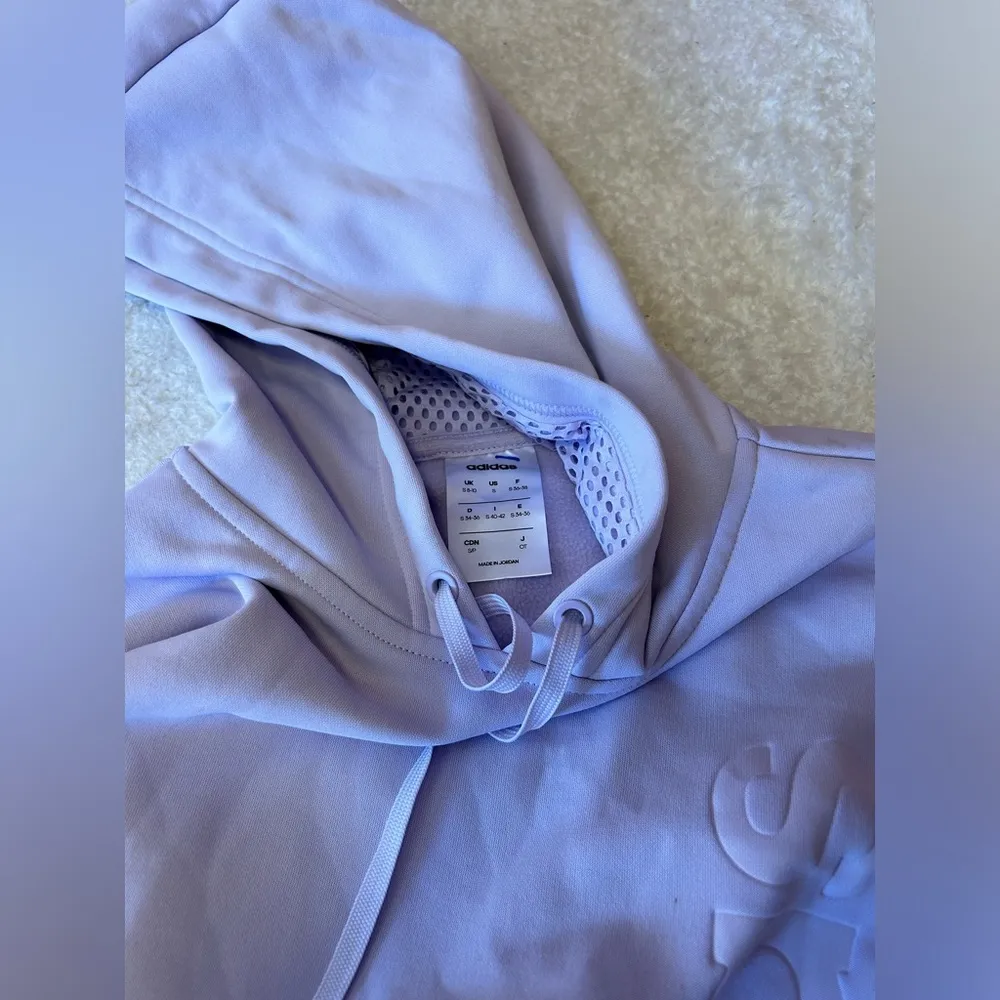 Adidas Light‎ Purple Hoodie Size Small - Image 3