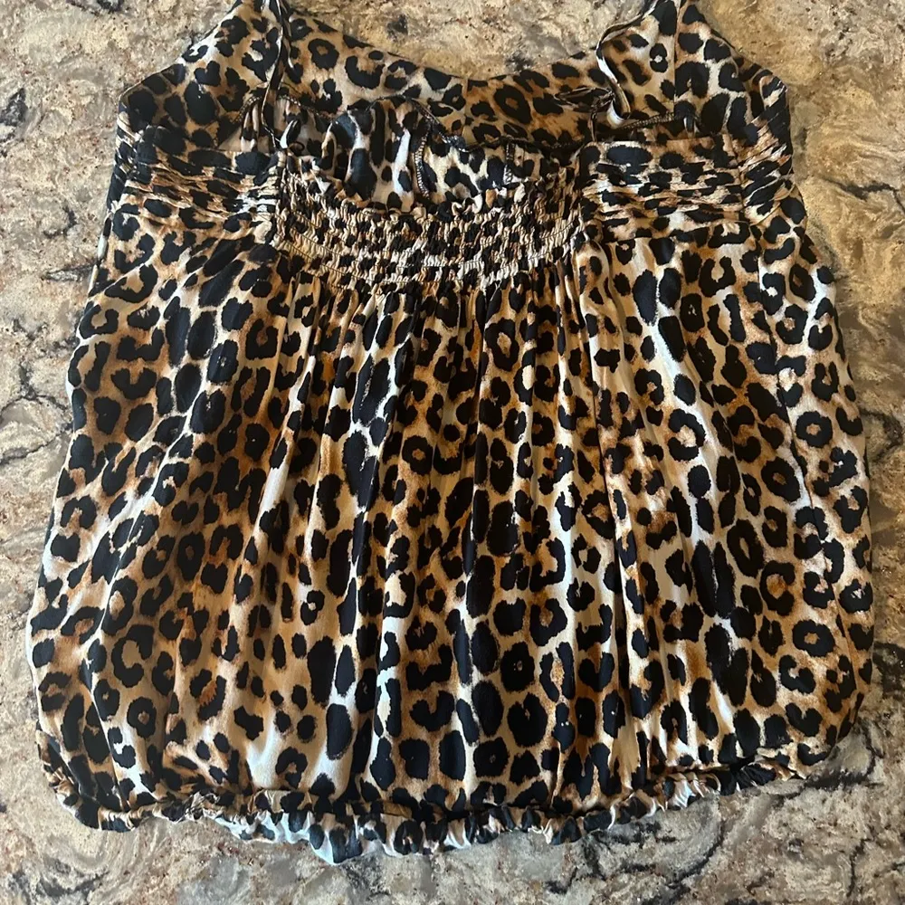 Express Size Large Leopard Tank Elastic band adjustable straps - Image 5