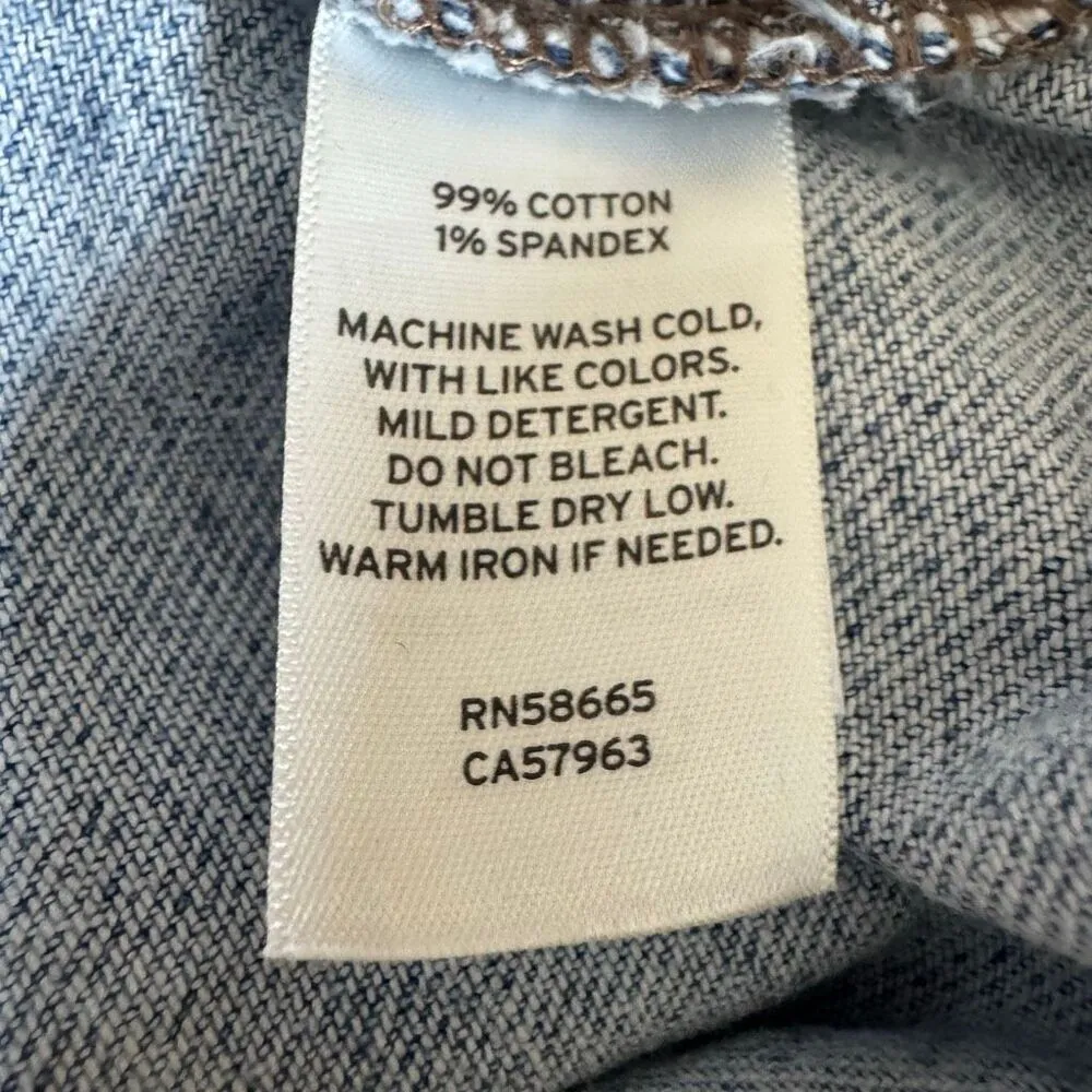 Melrose and Market Denim Jean Jacket Womens Light Blue Button Closure SZ M - Image 12