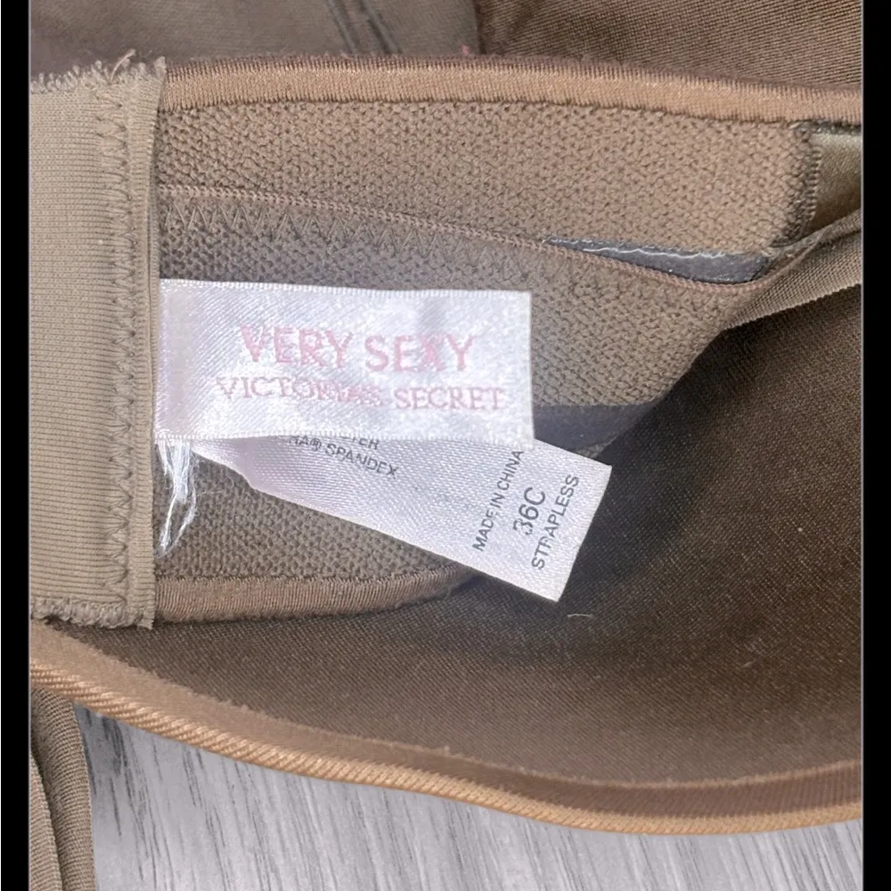 VERY SXY VICTORIA’S SECRET Women’s Brown Halter Bra - Image 4