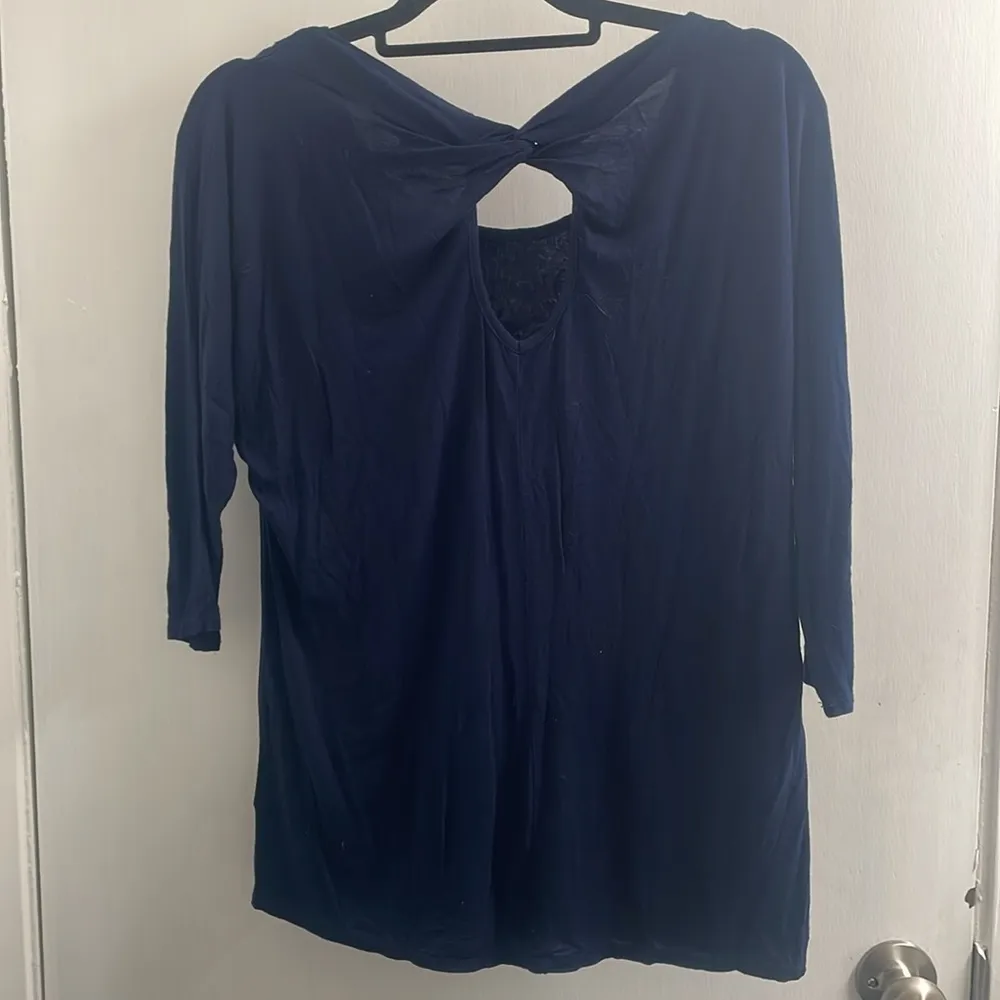 B.L.E.U. Navy blue blouse size medium. - Image 3