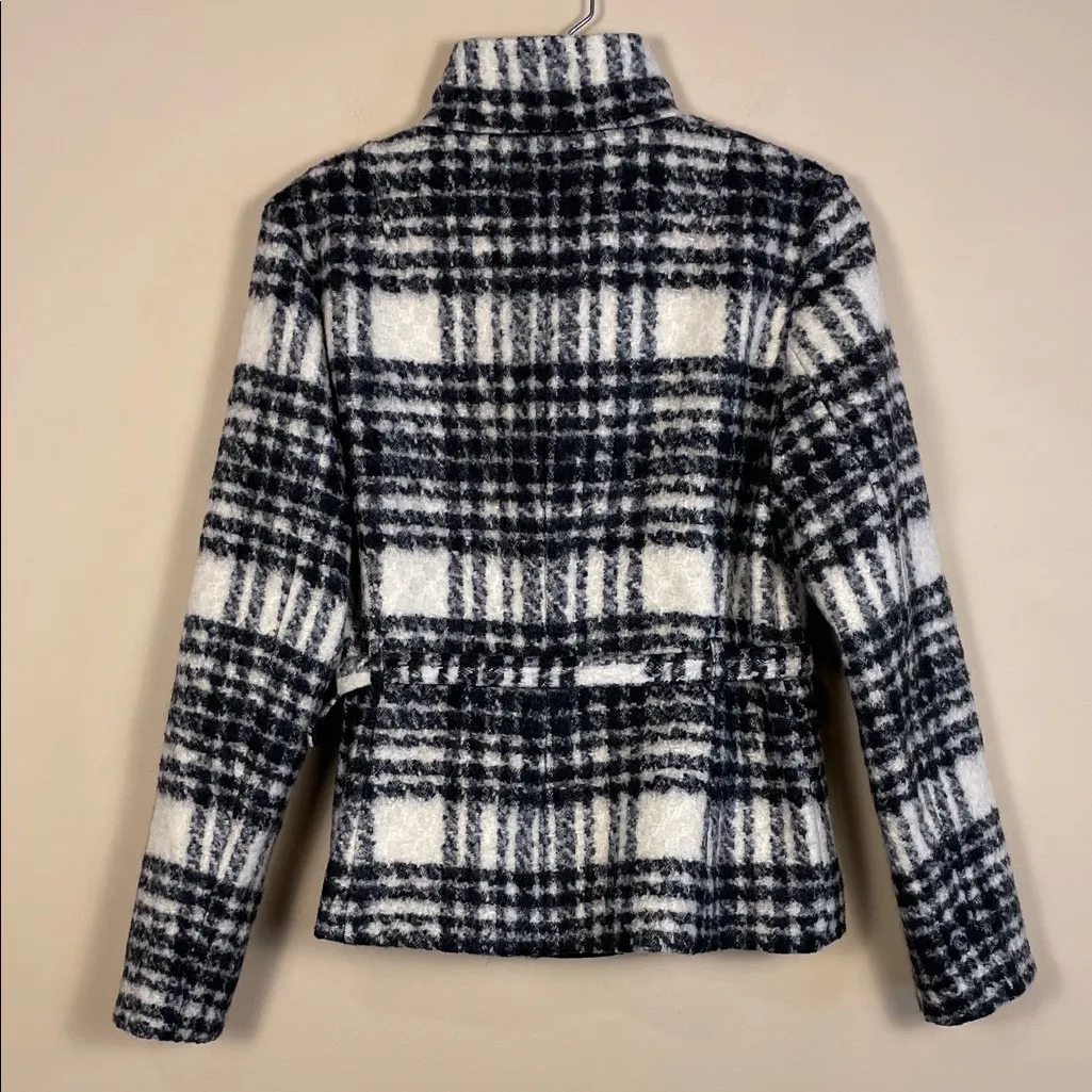 Banana Republic Women’s Wool Plaid Knit Collared Belted Comfy Button-Up Pea Coat - Image 8