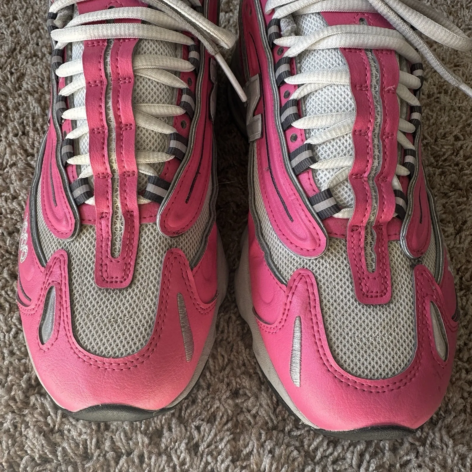 New Balance 1000 Mens 8.5/Womens 10 Dragon Berry Pink Metallic Silver M1000MSG - Image 6