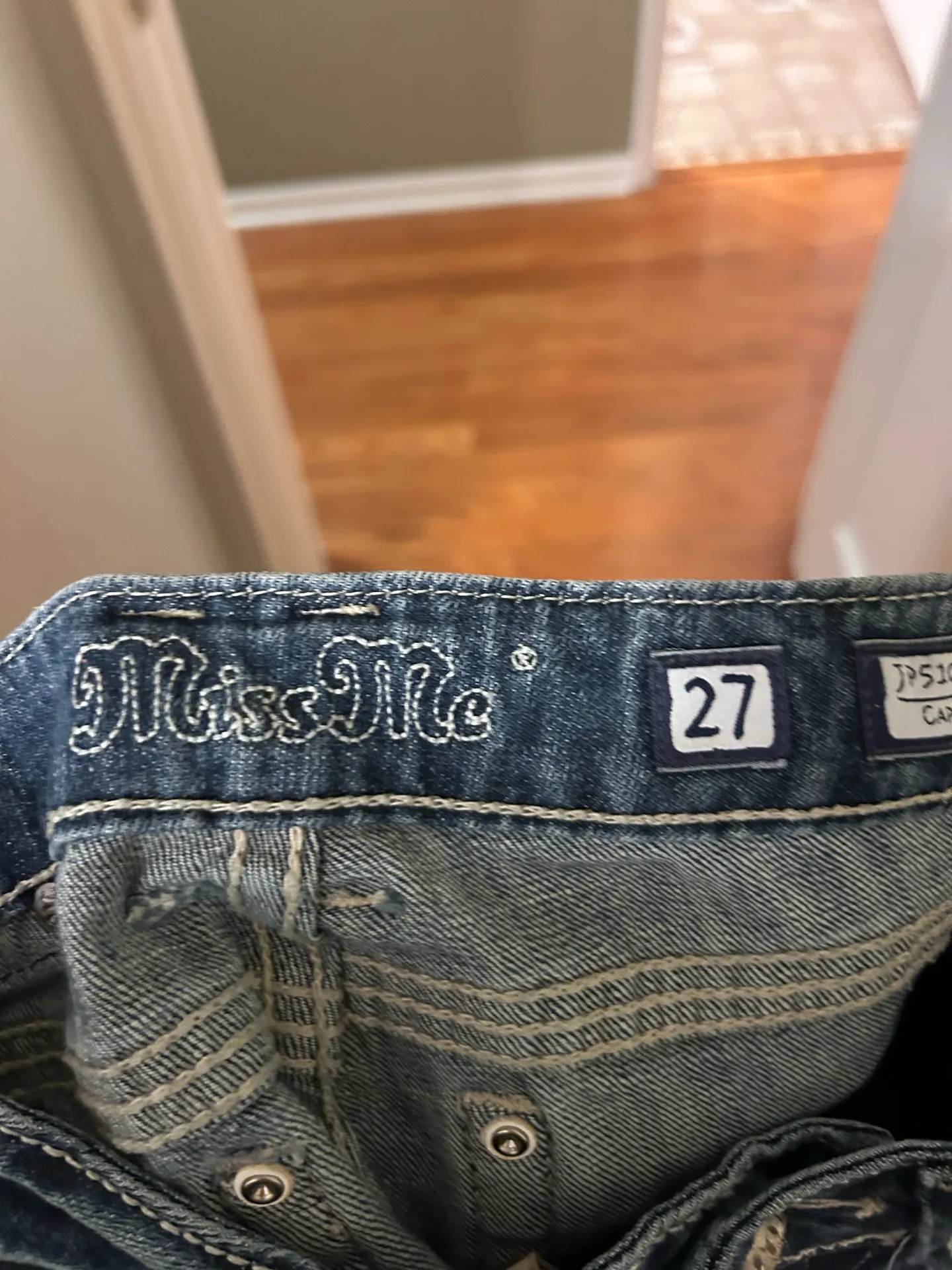 Miss Me Capri 27 - Image 4