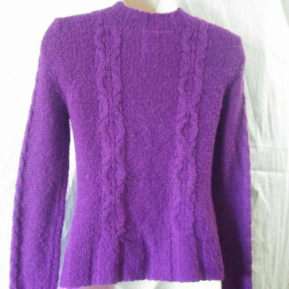 knit sweater button closure long sleeves women’s Size Small - Image 5