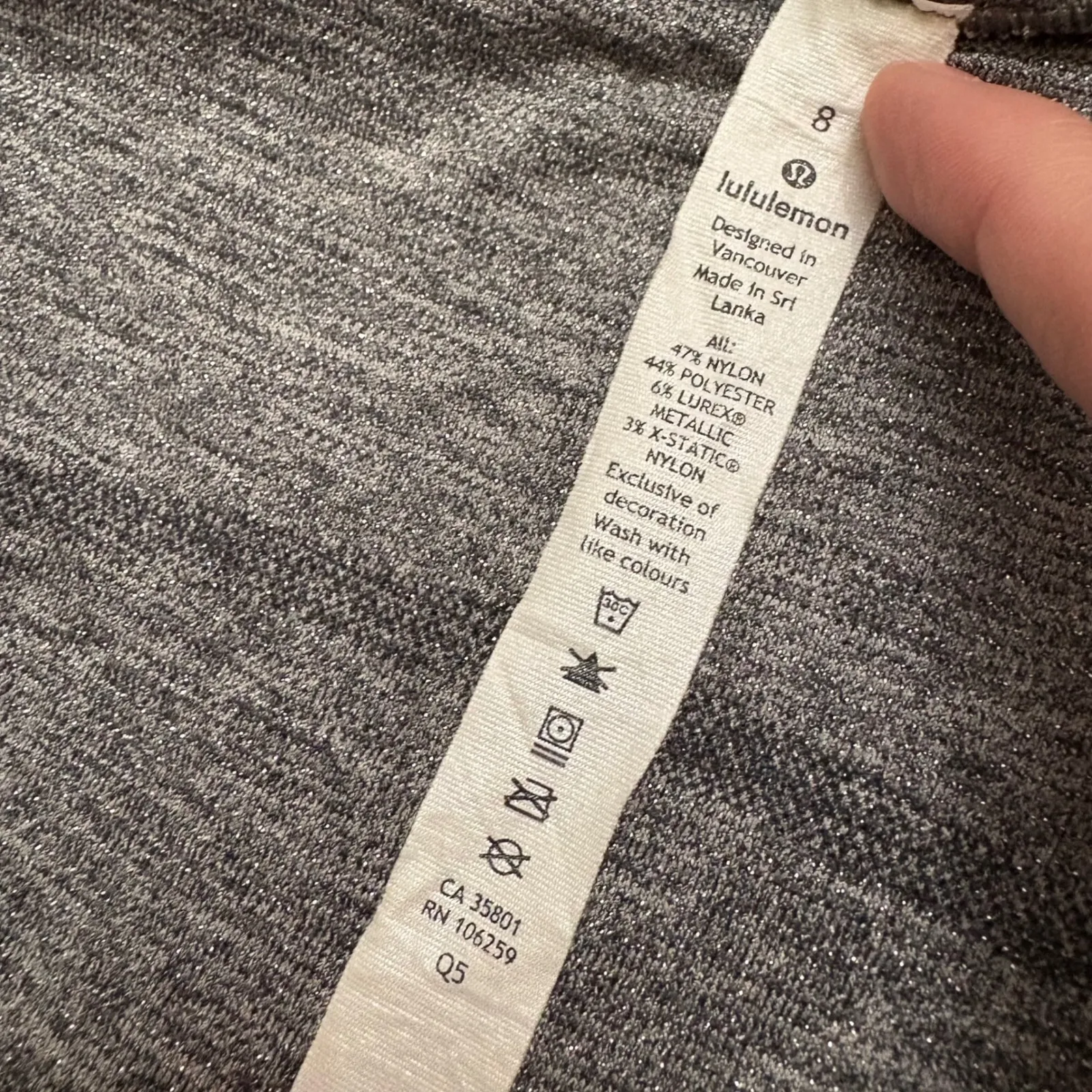 LULULEMON Swiftly Tech Long Sleeve Crew In Grey Glitter Size 8 - Image 3