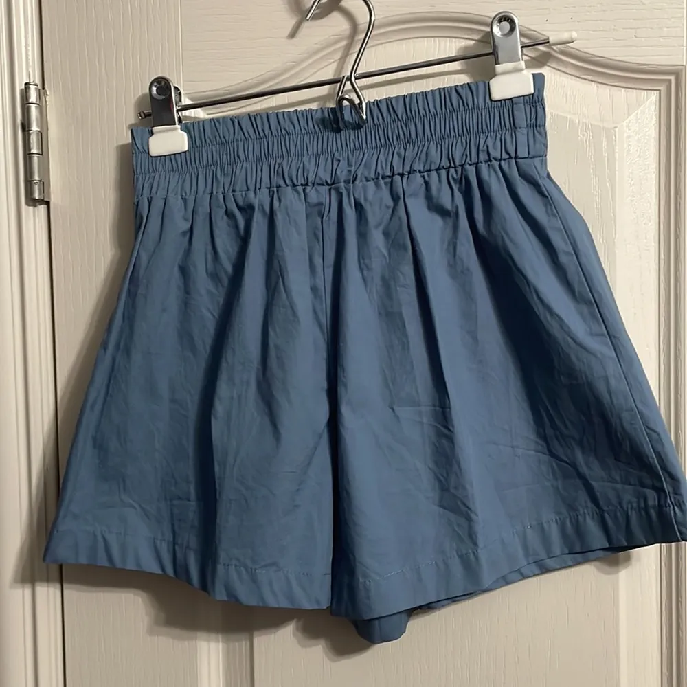 💖 White Fox Golden Sunset Blue High Waist Shorts - Image 3