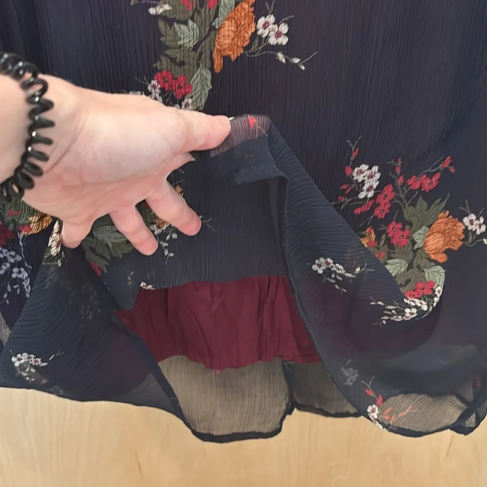 Sundance Dress Vandenburg Floral Bell Sleeve Size Medium - Image 5