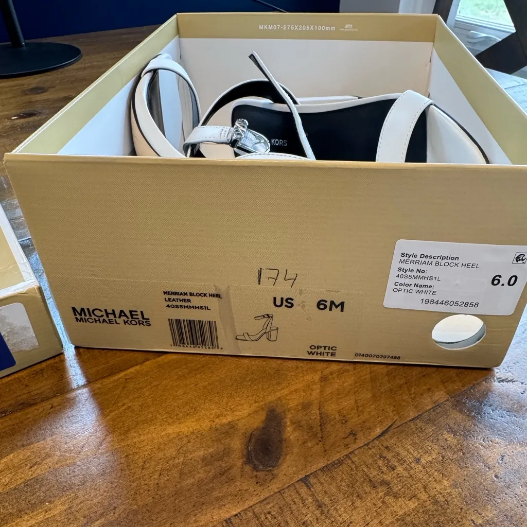 MICHAEL KORS Merriam Block Heeled Sandals - Image 4