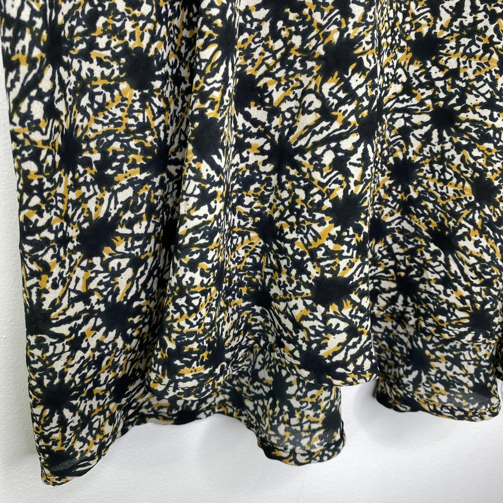 Lush Black Tan Floral Print Sleeveless Tank Top Women's Size X-Small XS - Image 2