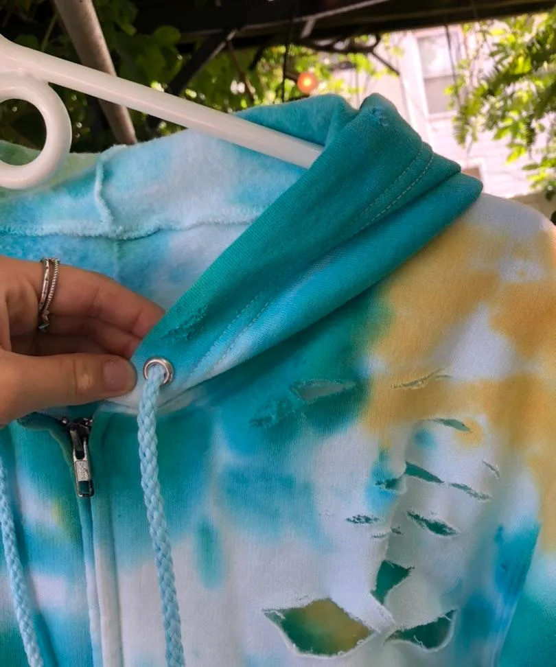 Drew Distressed Zip Up Hoodie - Image 3