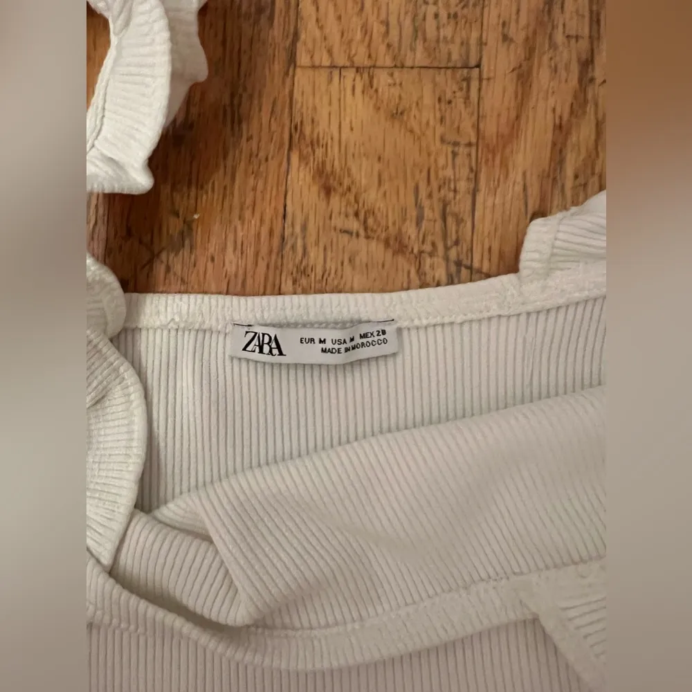 ZARA  Cropped Tank Top - Image 2