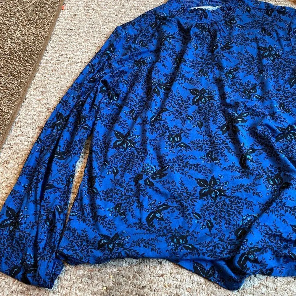 Lands end blouse medium Blue - Image 2