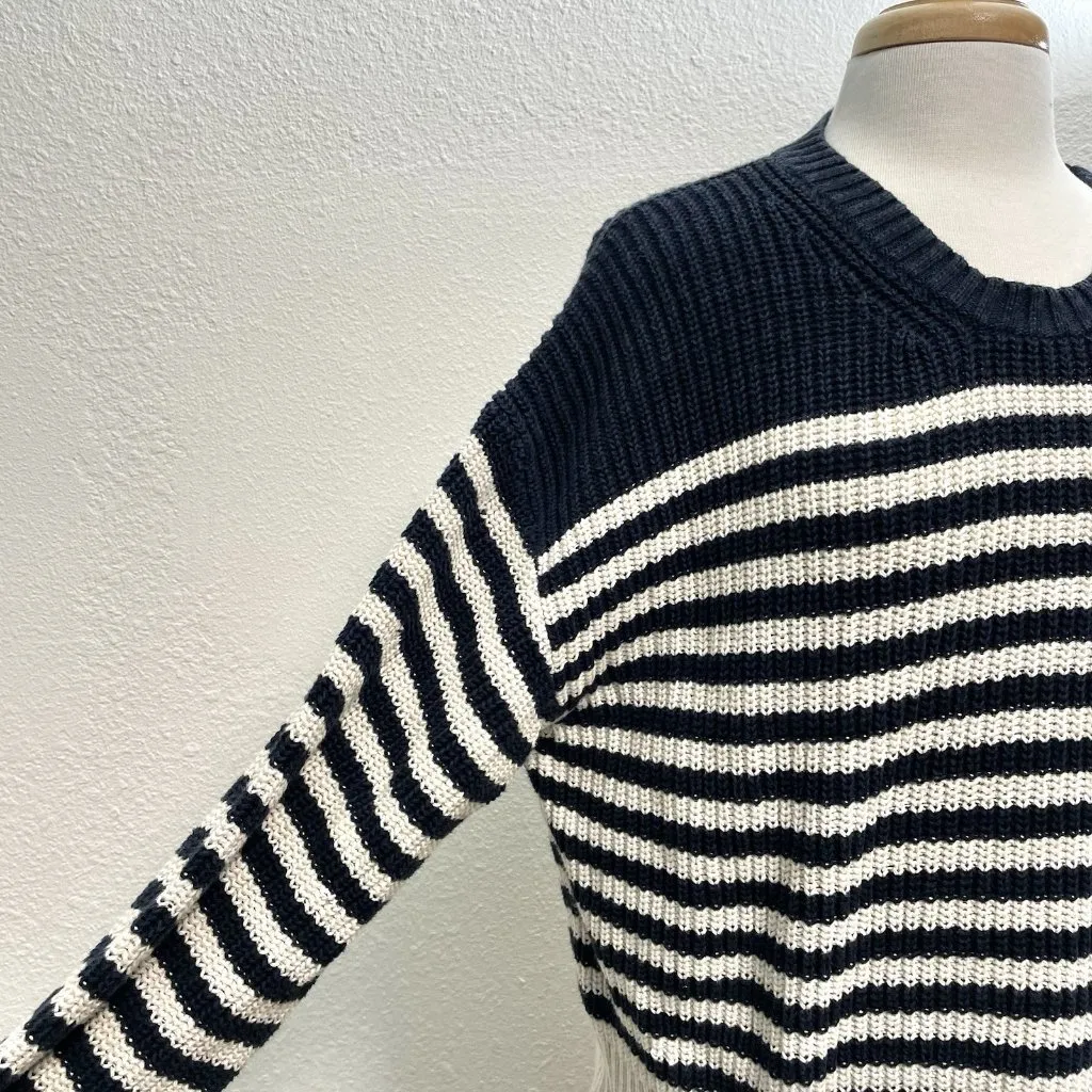 J CREW Oversized Stripe Preppy Cotton Crewneck Knit Sweater Blue White sz Medium - Image 5
