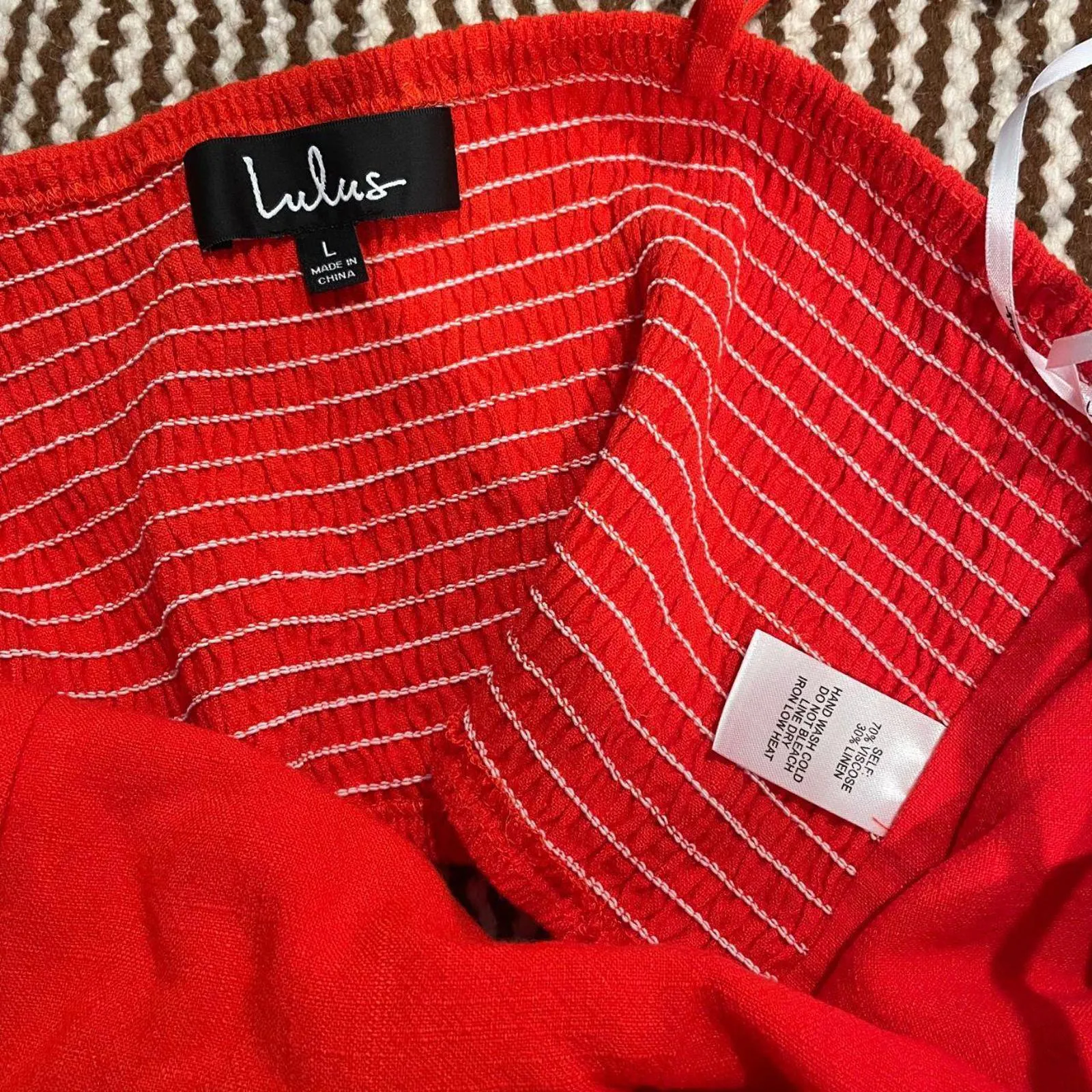 red square neck crop top. lulus size large - Image 4