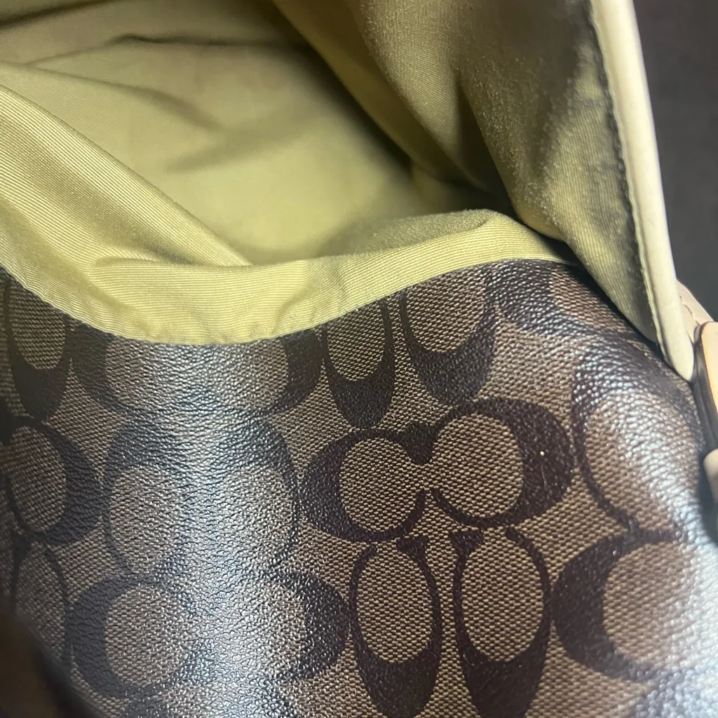 50% OFF Coach brown canvas large shoulder bag - Image 4